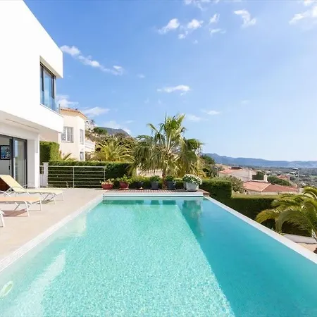 Luxury With Jacuzzi - Costa Brava Willa