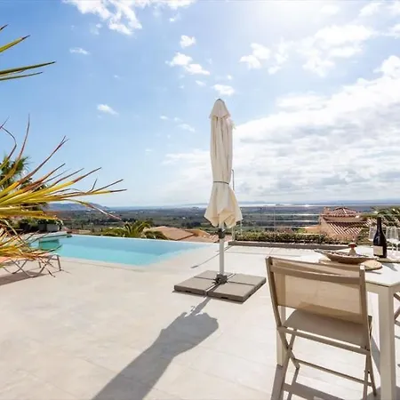 Luxury With Jacuzzi - Costa Brava Palau Saverdera